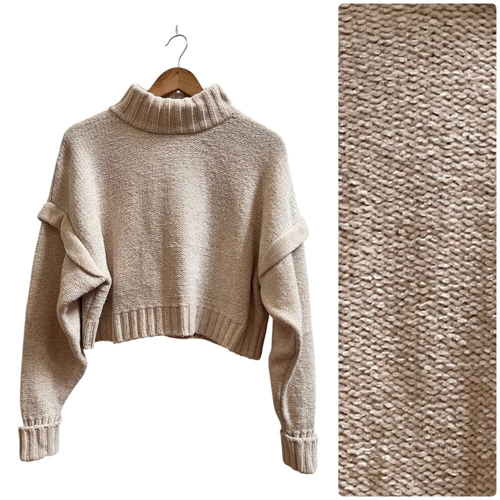 Urban Outfitters Chenille Seam Drop Shoulders Mock Neck Crop Sweater Small